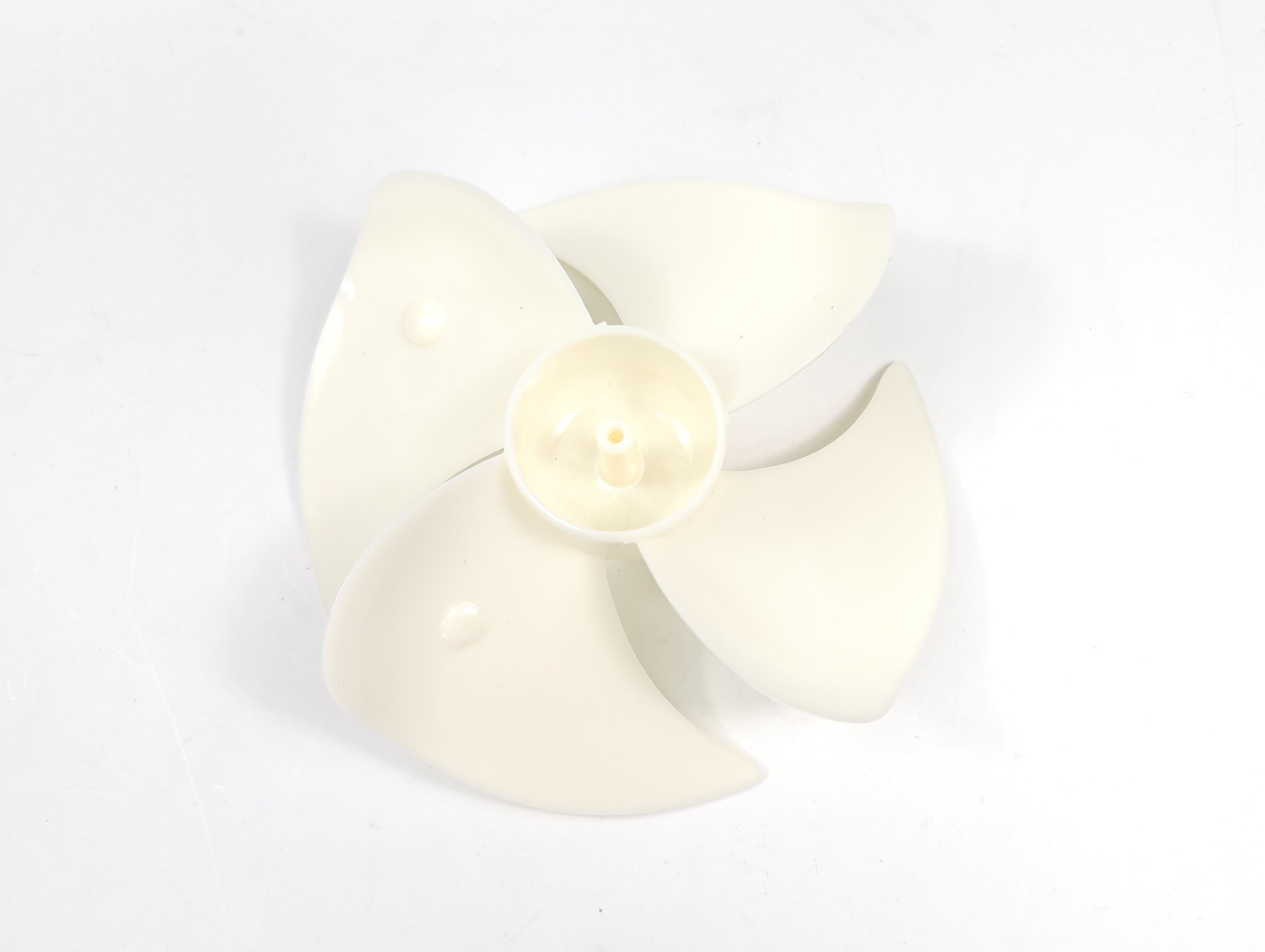 HÉLICE VENTILADOR FRIGO BEKO 4858340185 | Remle