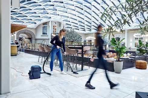 Nilfisk Vacuum Cleaner VP400 HEPA XTCP - 107421175