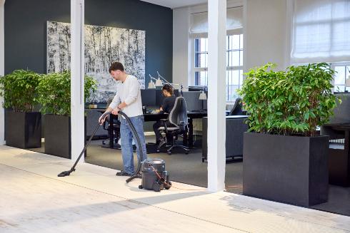 Nilfisk Vacuum Cleaner VP400 HEPA XTCP - 107421175