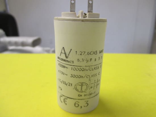 Smeg Rangehood Motor Start Run Capacitor - 02300261